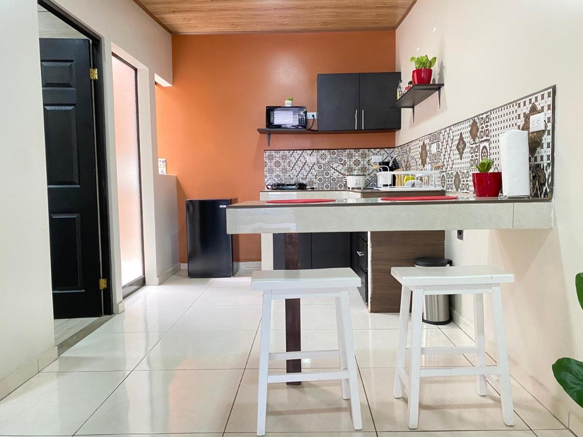 Oxalis Aeropuerto Apartment Alajuela Exterior photo